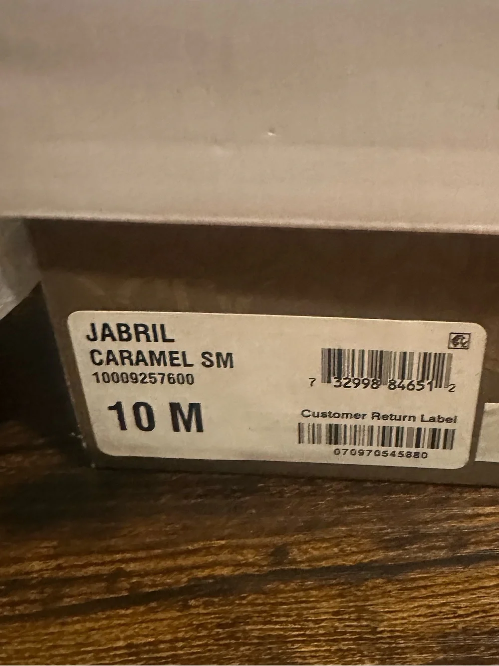 Giani Bernini Caramel and White Shoe Box